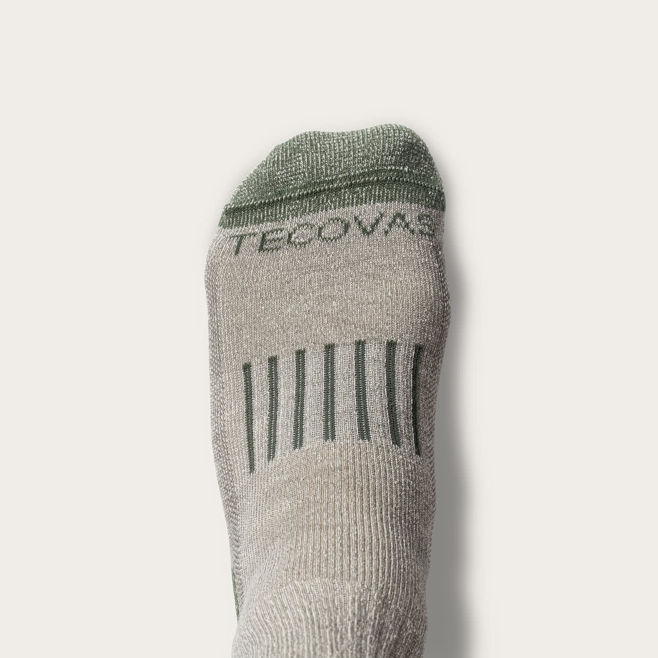 Charcoal-toe